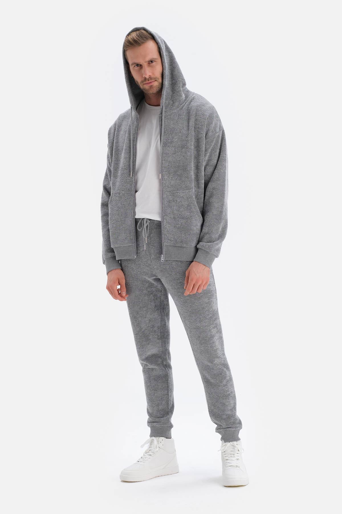 GREY TRACKSUIT BOTTOM