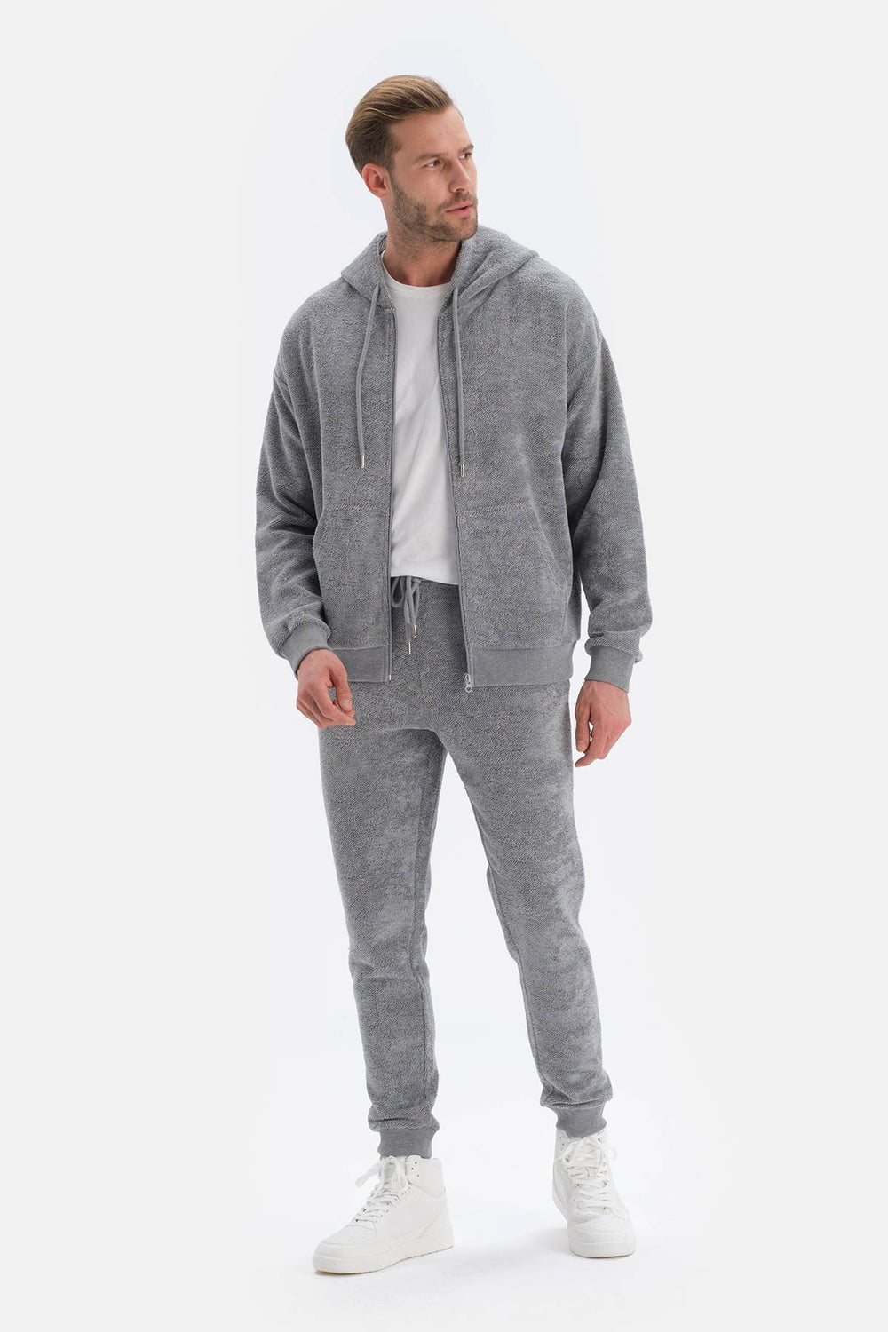 GREY TRACKSUIT BOTTOM