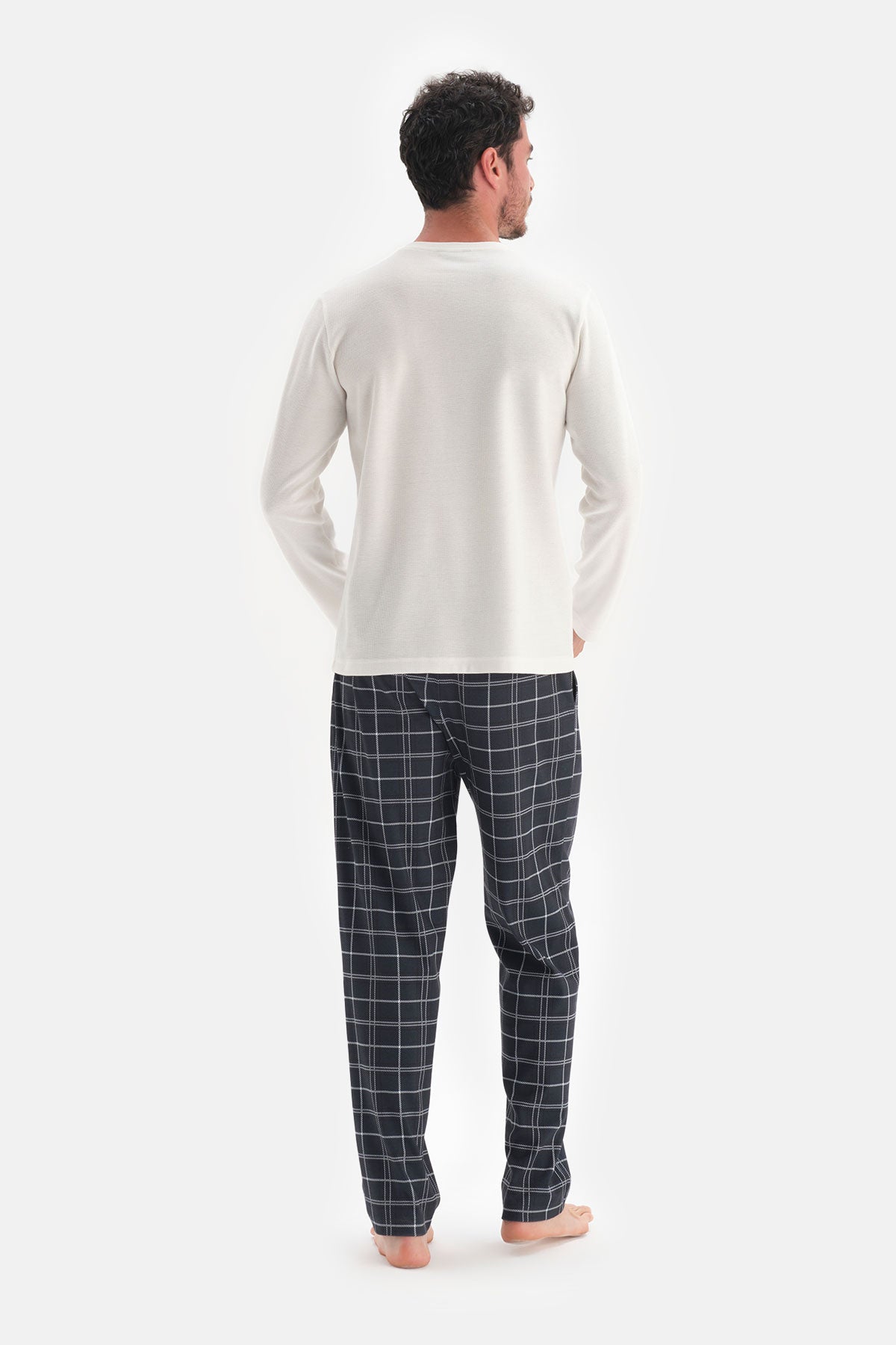 OFF WHITE PYJAMA SET