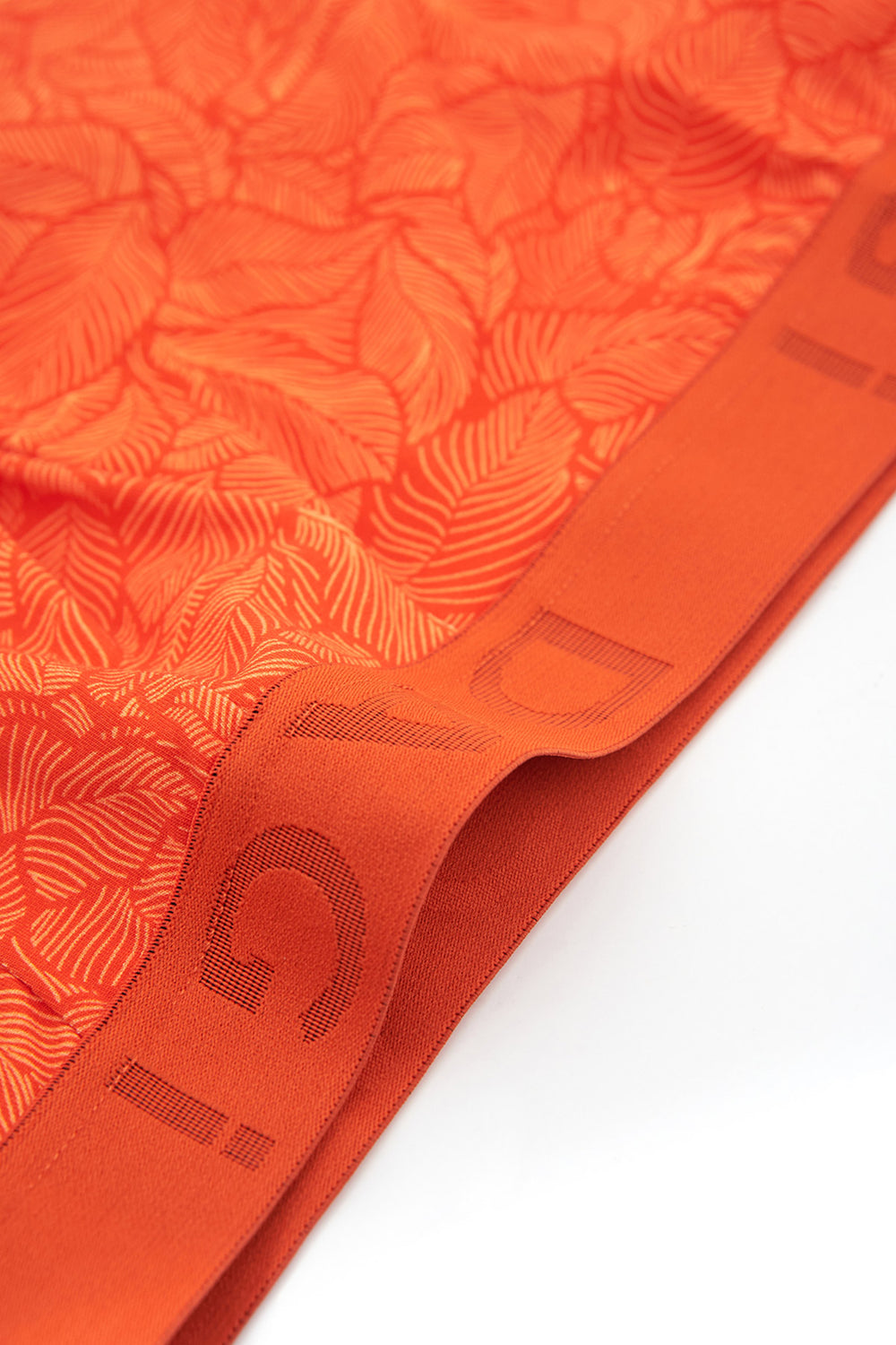 ORANGE BOXER