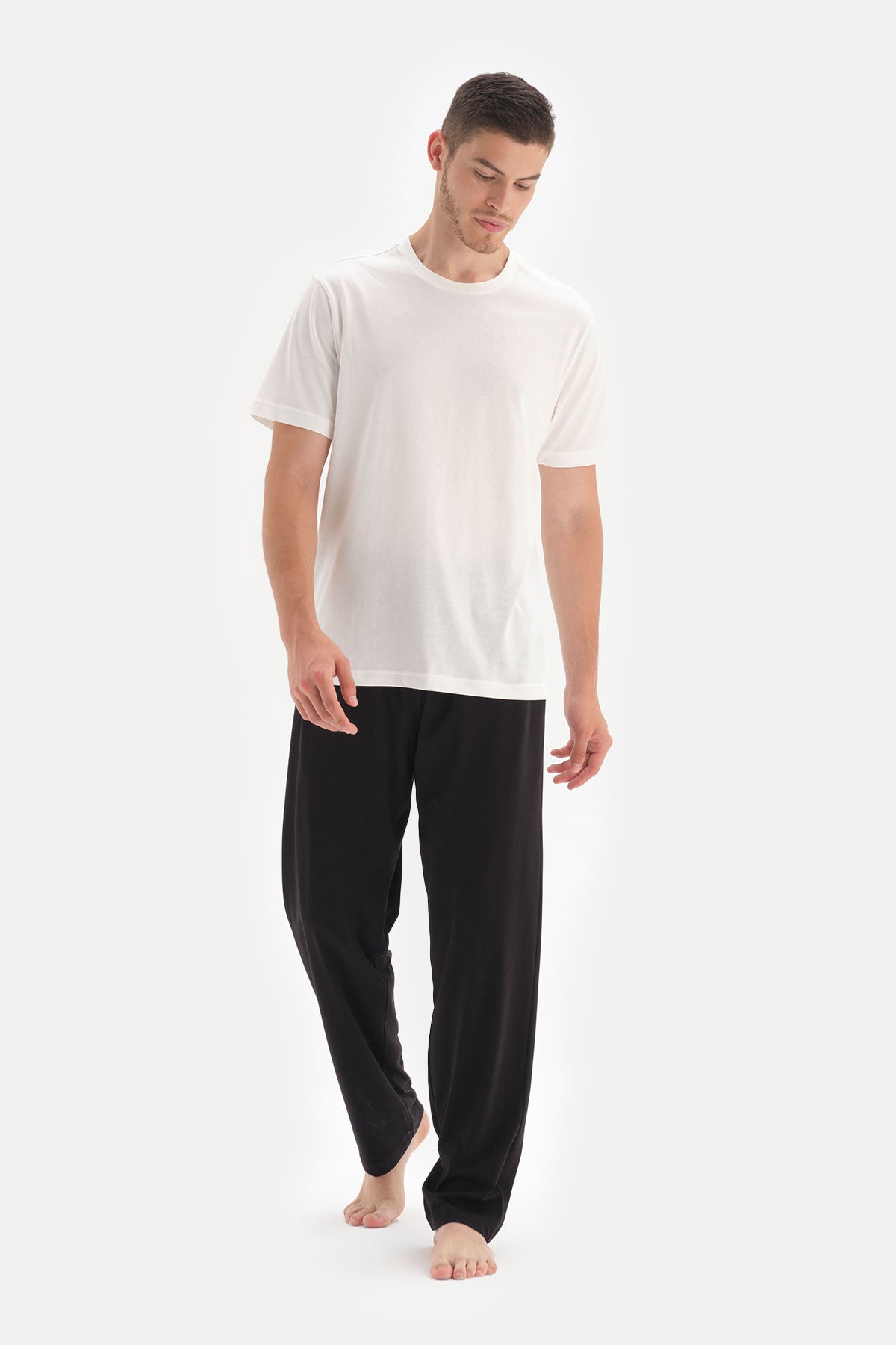 BLACK PYJAMA BOTTOM