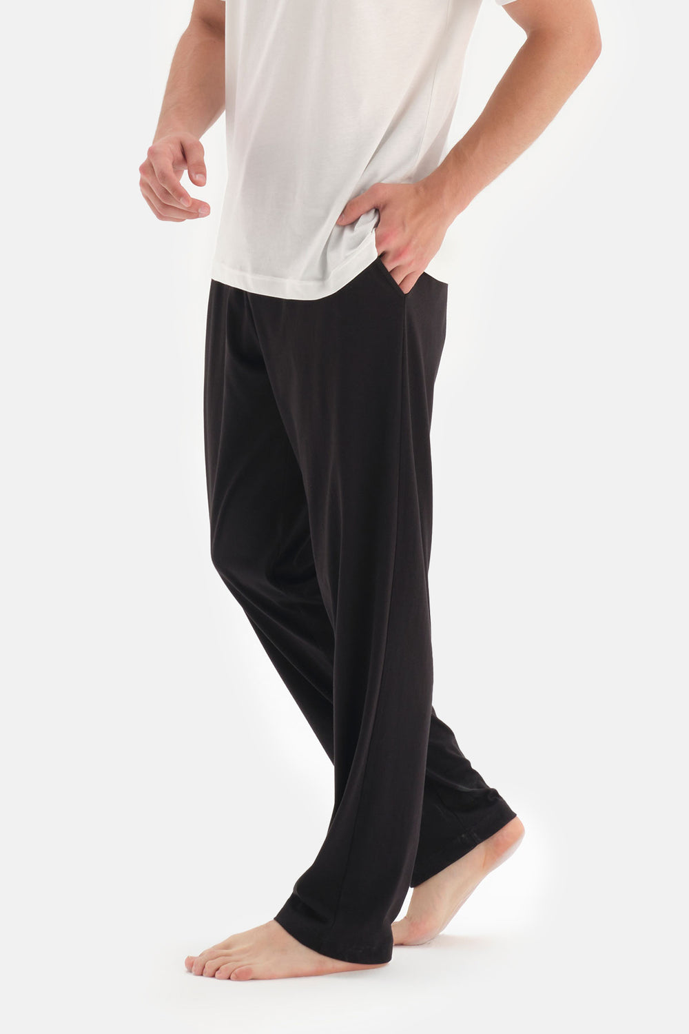 BLACK PYJAMA BOTTOM