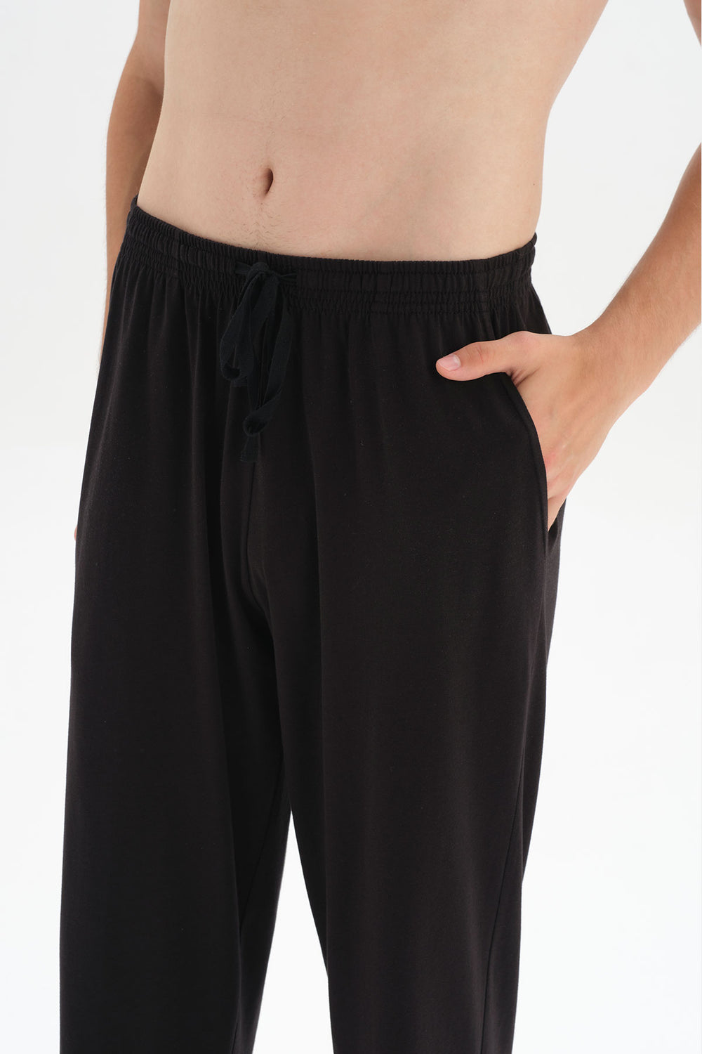 BLACK PYJAMA BOTTOM