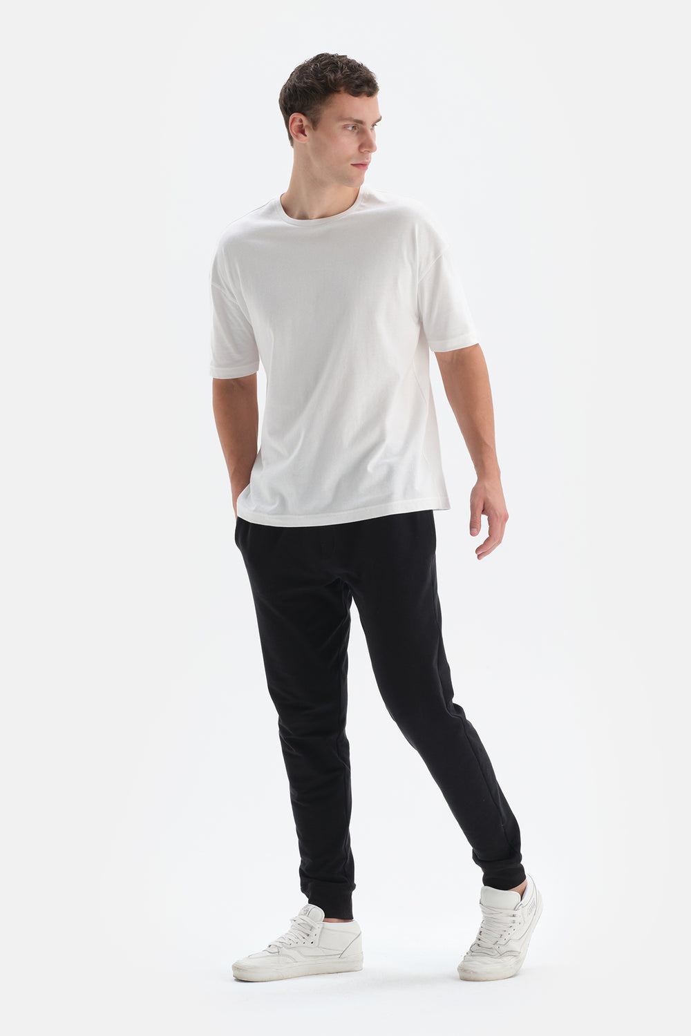 BLACK PYJAMA BOTTOM