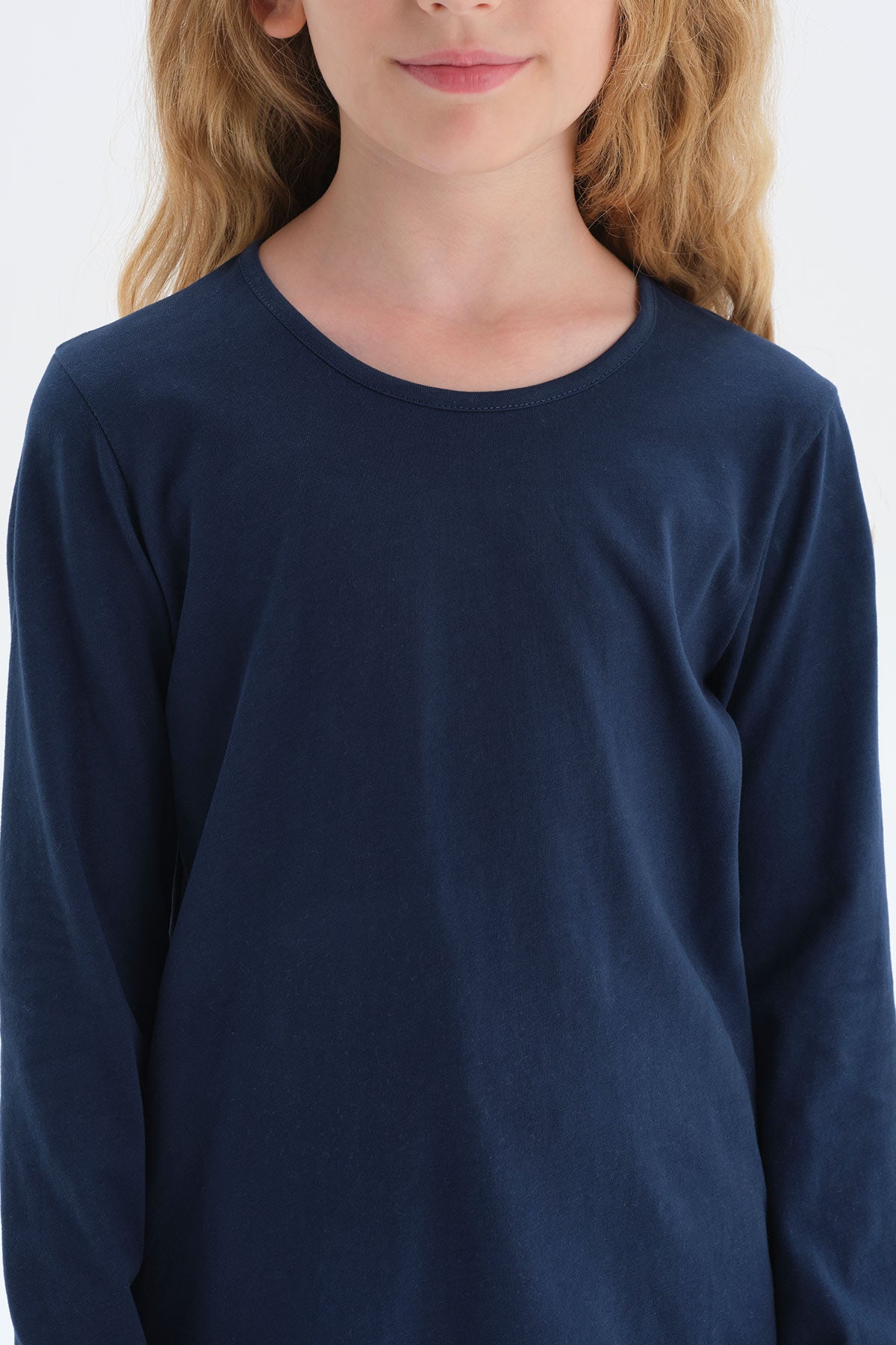 Lacivert Bisiklet Yaka Uzun Kollu T-Shırt
