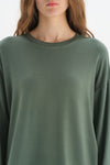 GREEN SWEATSHIRT