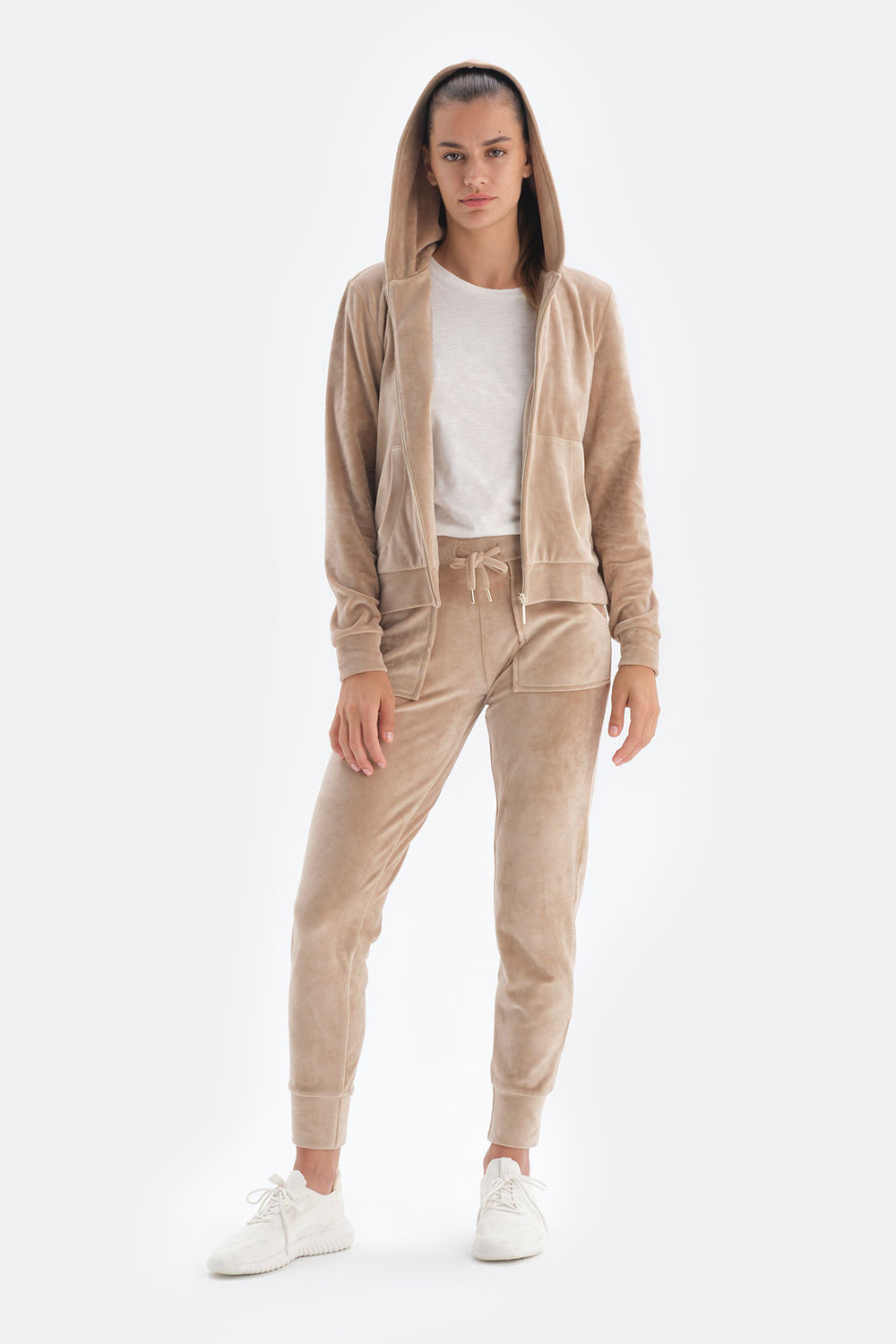SOFT BROWN SWEATSHIRT