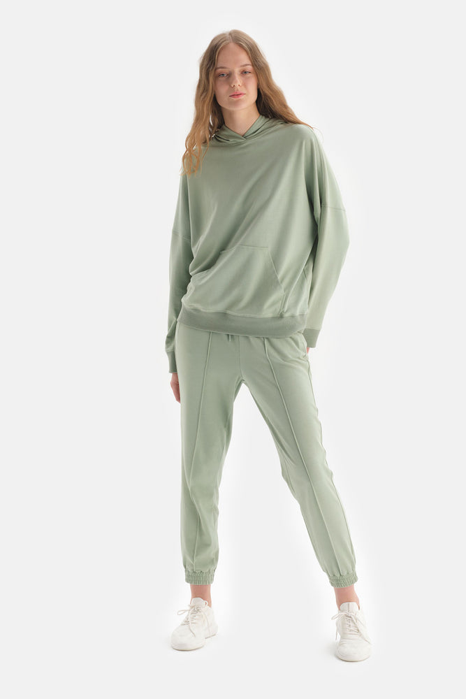 GREEN PANTS