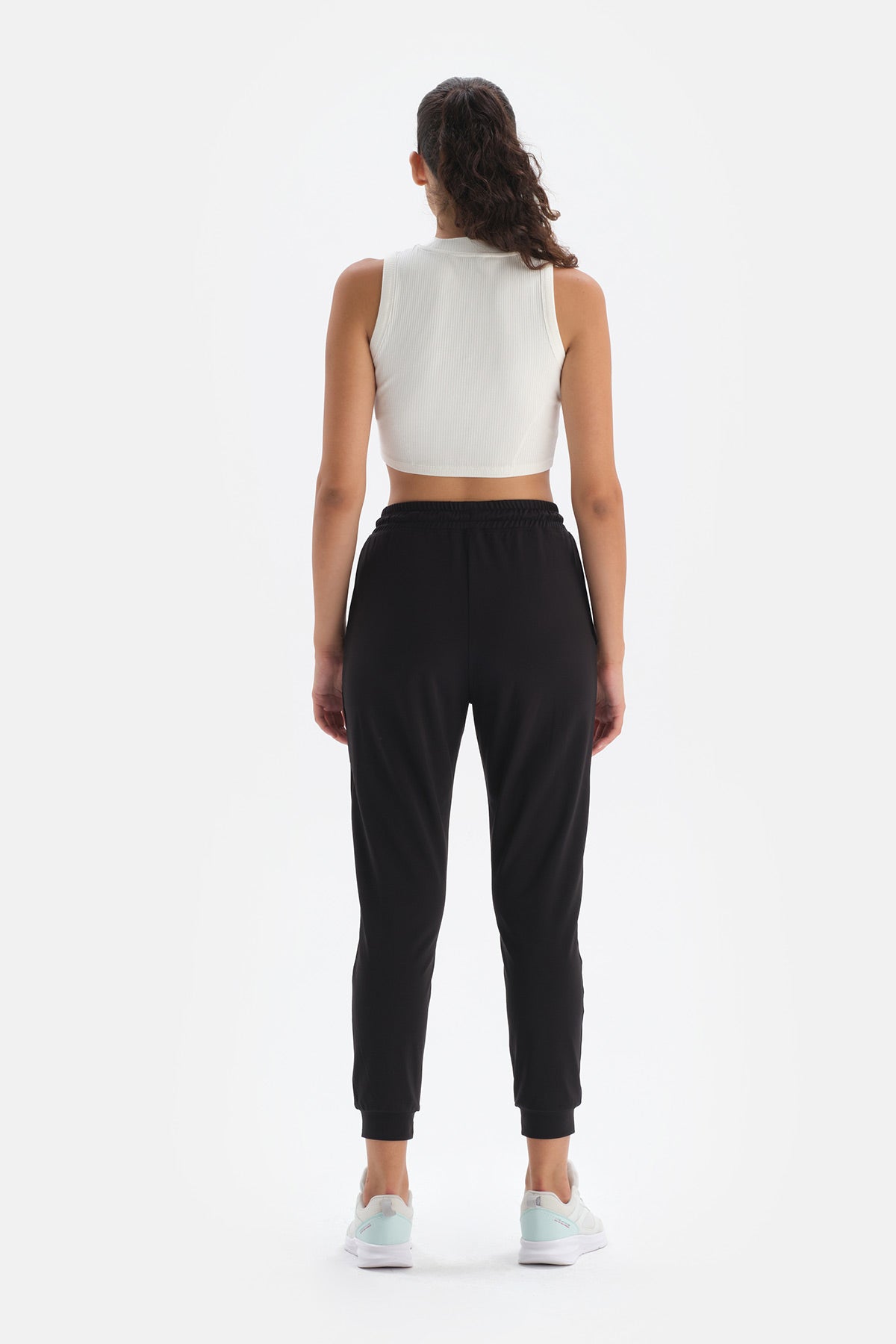 BLACK TRACKSUIT BOTTOM