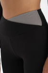 BLACK LEGGINGS