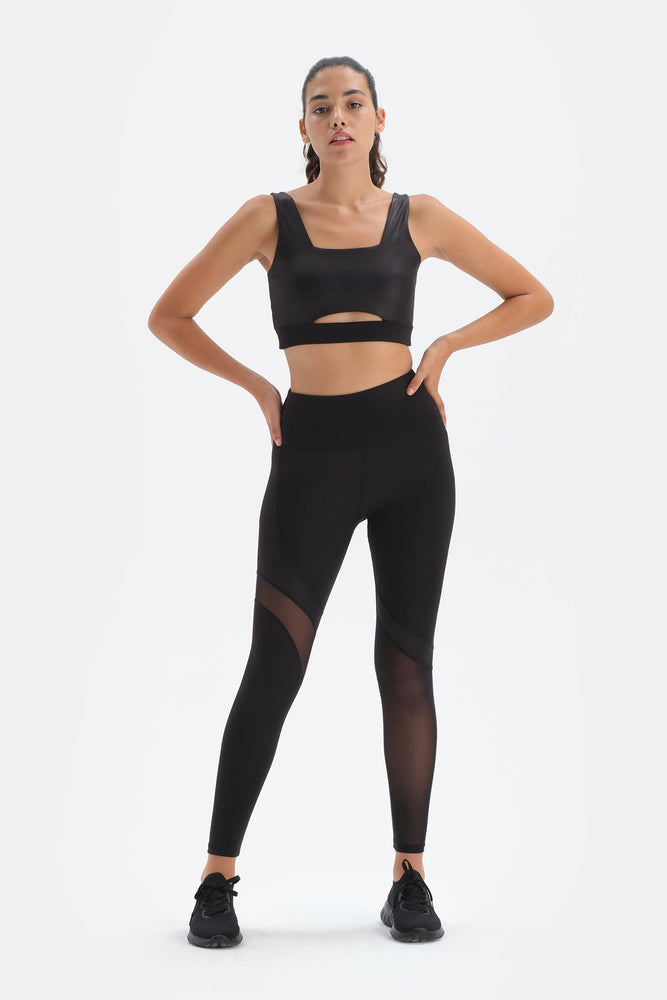 BLACK LEGGINGS