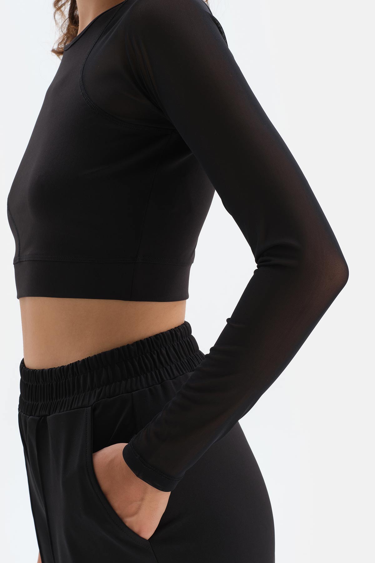 BLACK PANTS