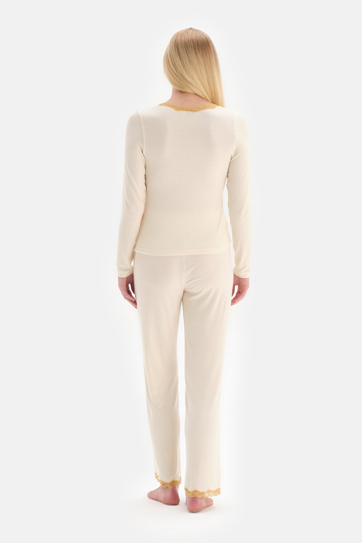 BEIGE PYJAMA SET