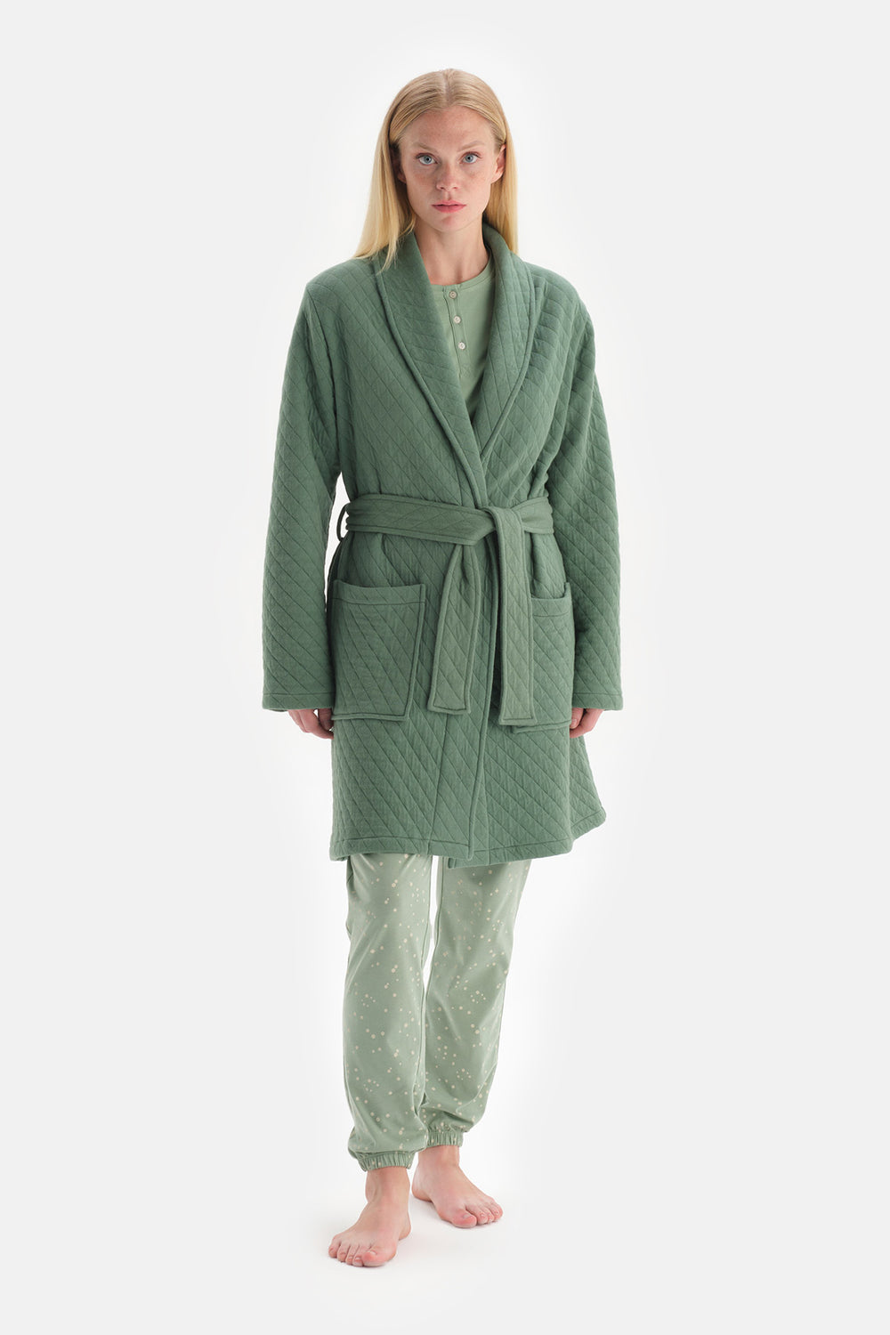GREEN ROBE