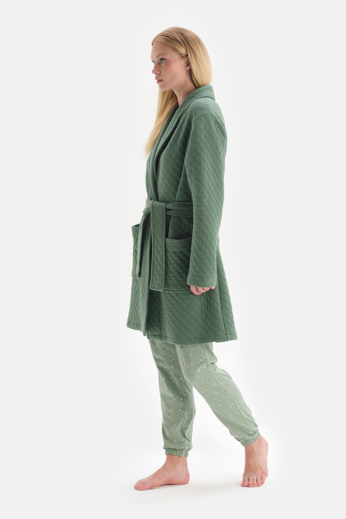 GREEN ROBE