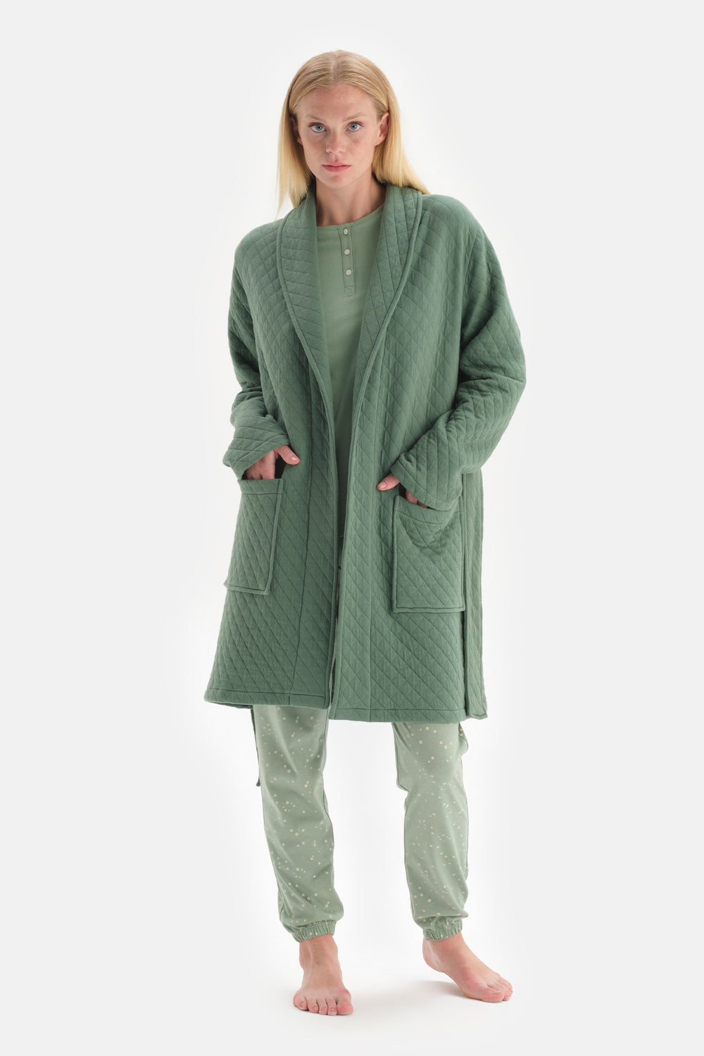 GREEN ROBE