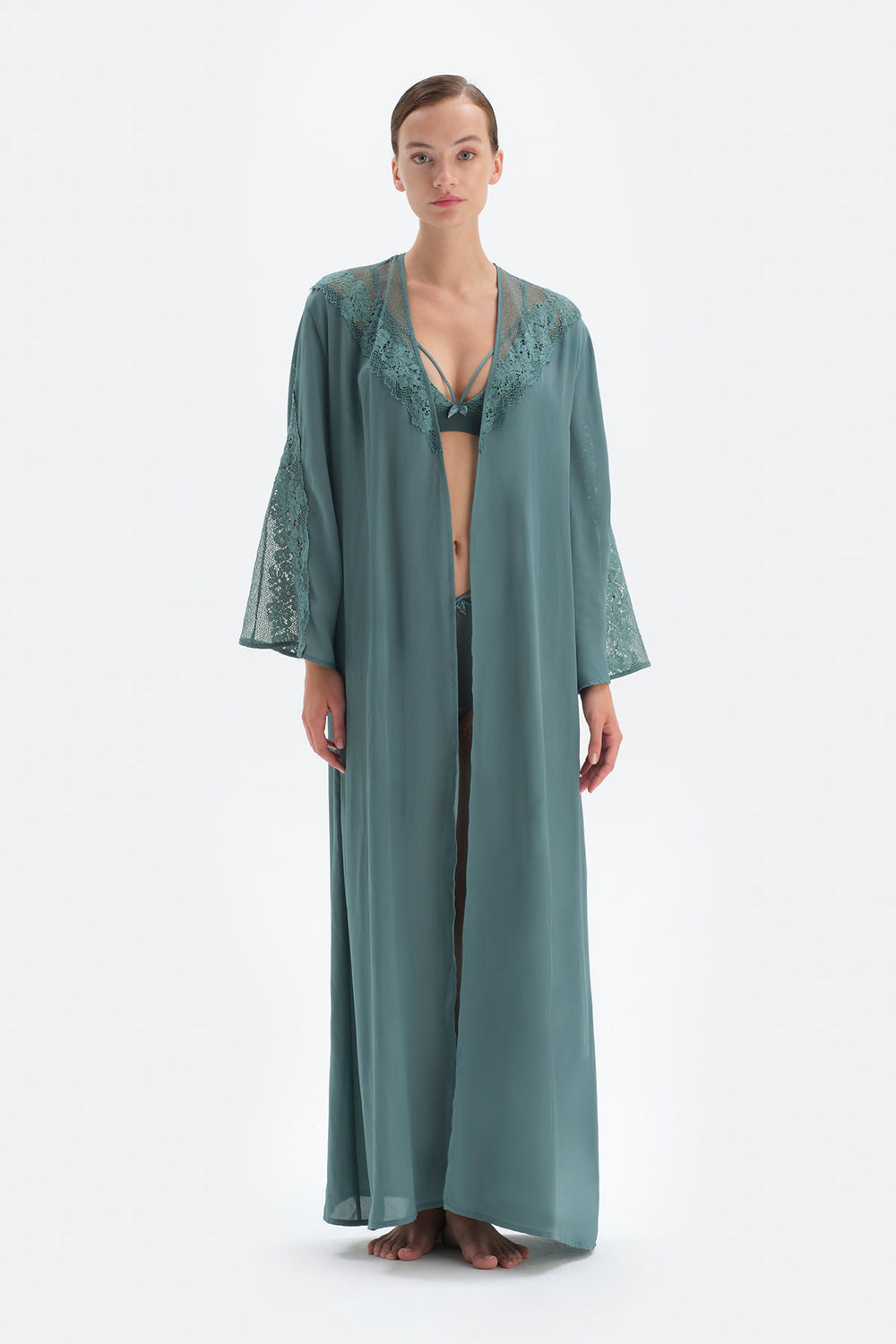 GREEN ROBE