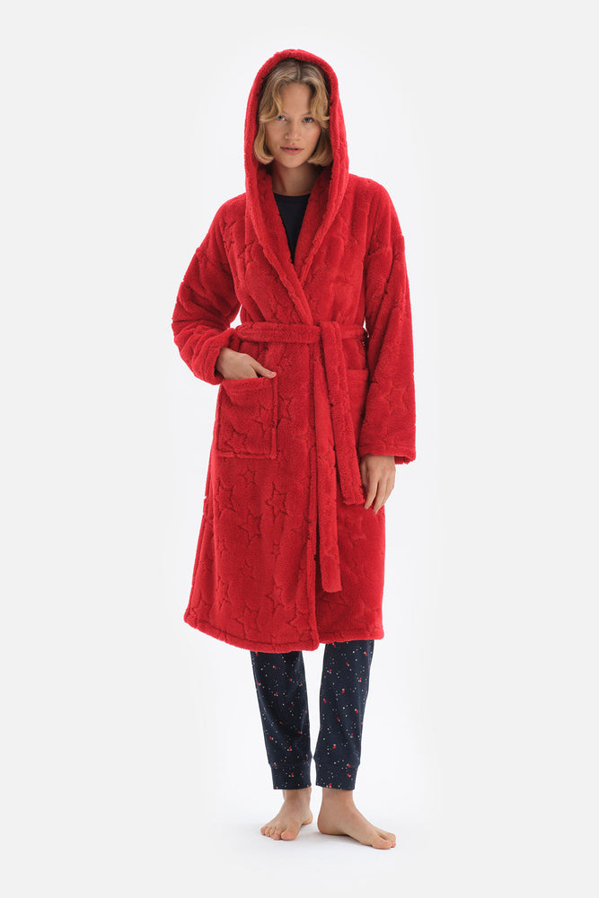 RED ROBE