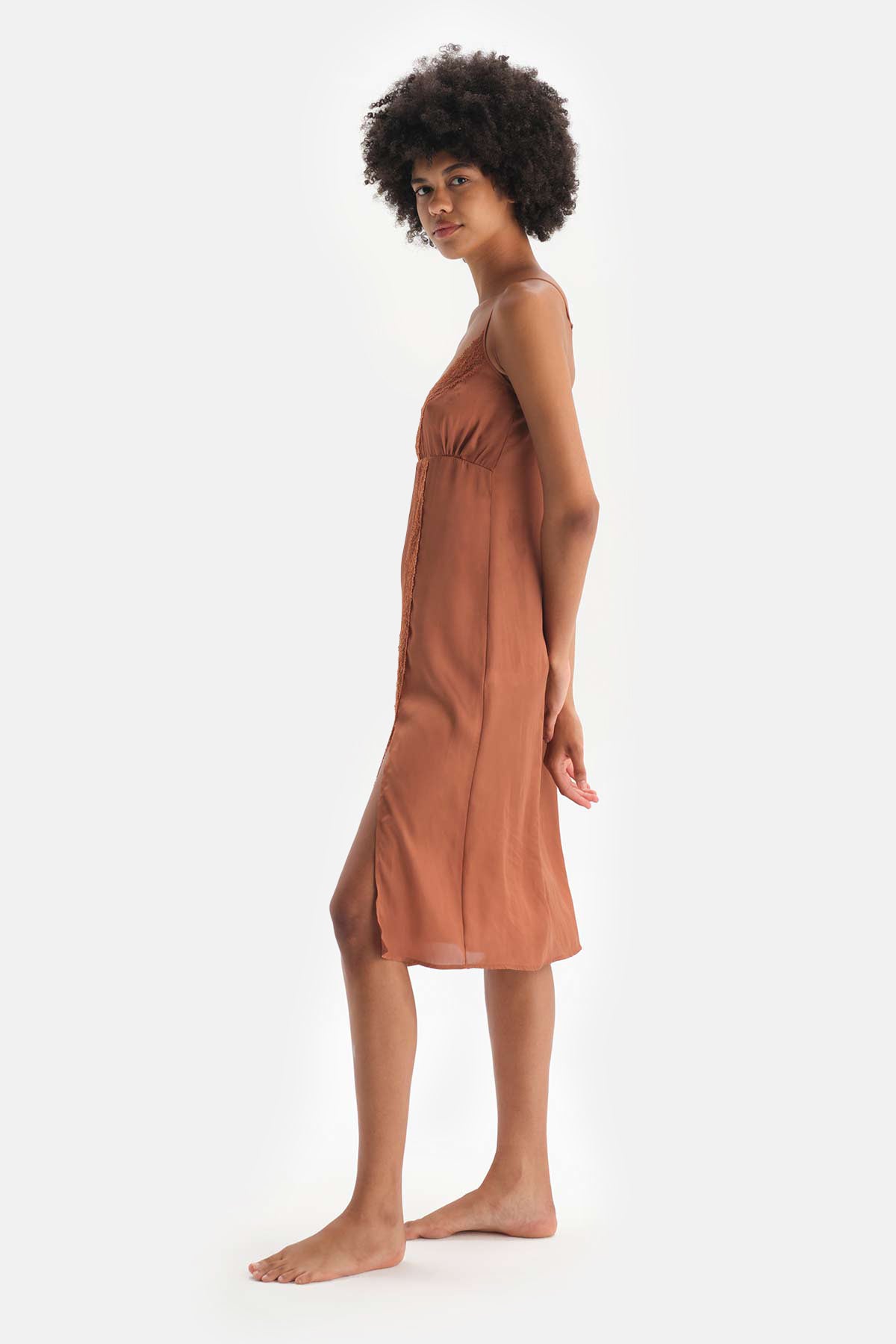 BROWN NIGHTIE