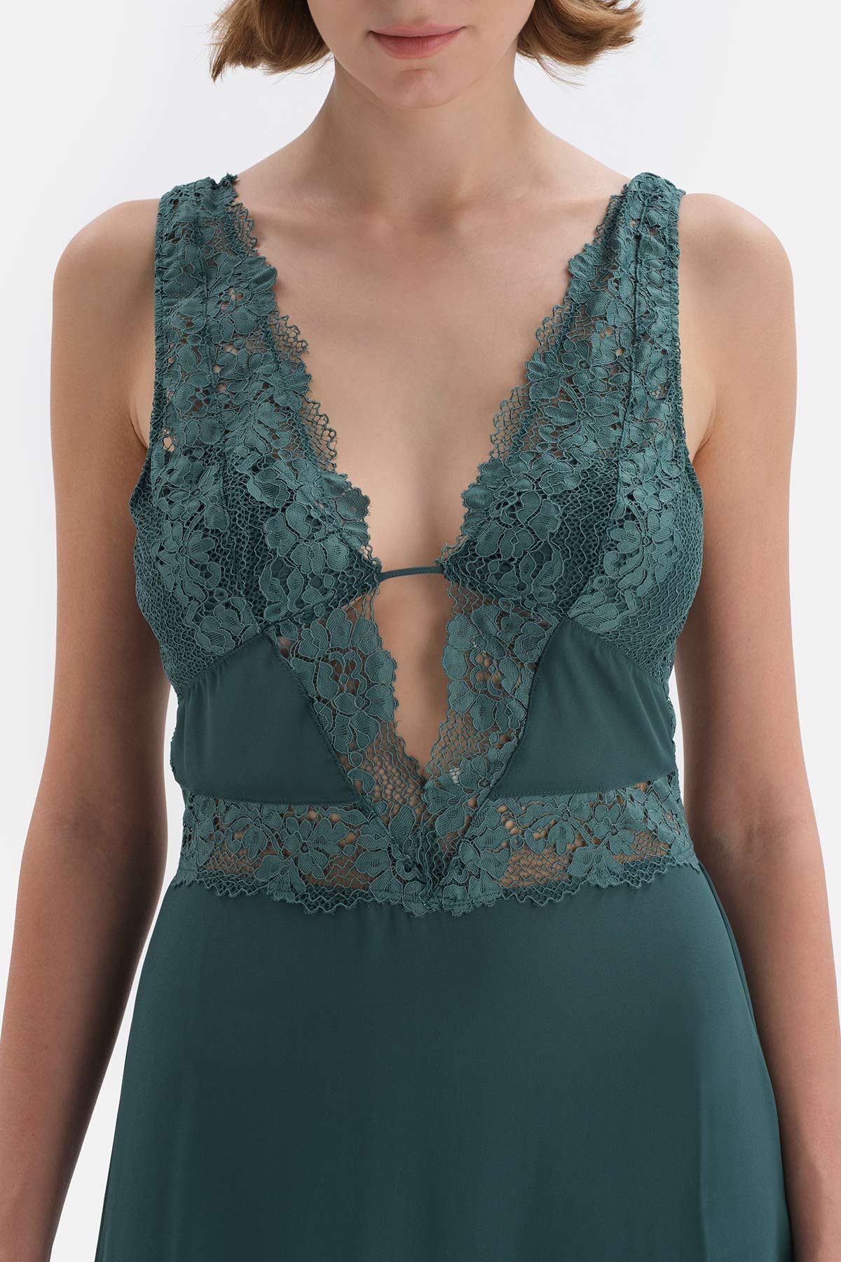 GREEN NIGHTIE
