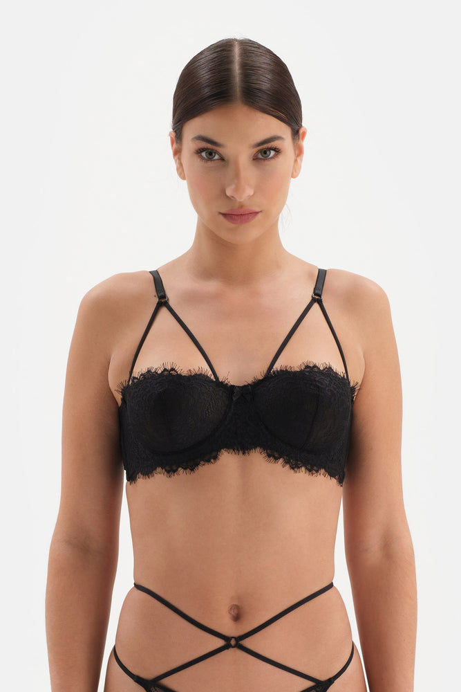BLACK BRA