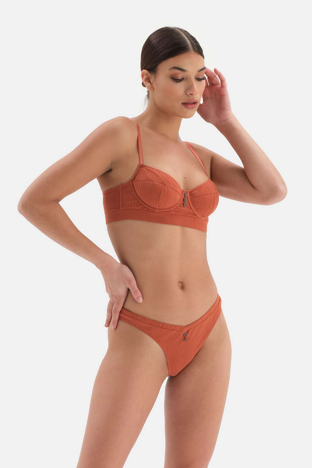 TERRACOTTA THONG