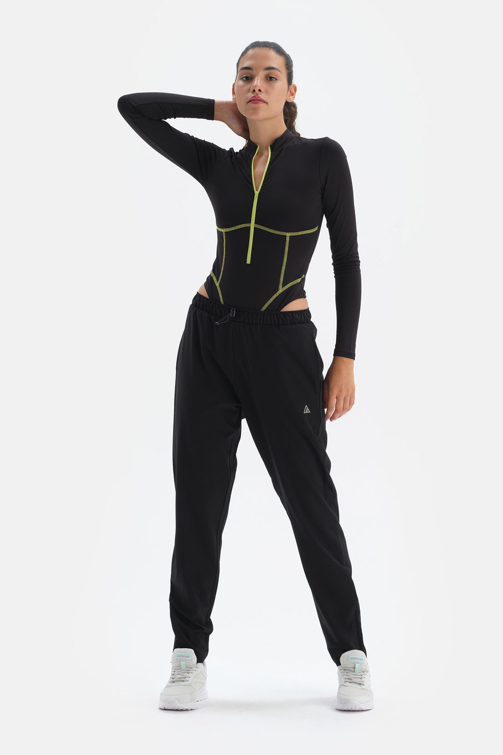 BLACK BODY