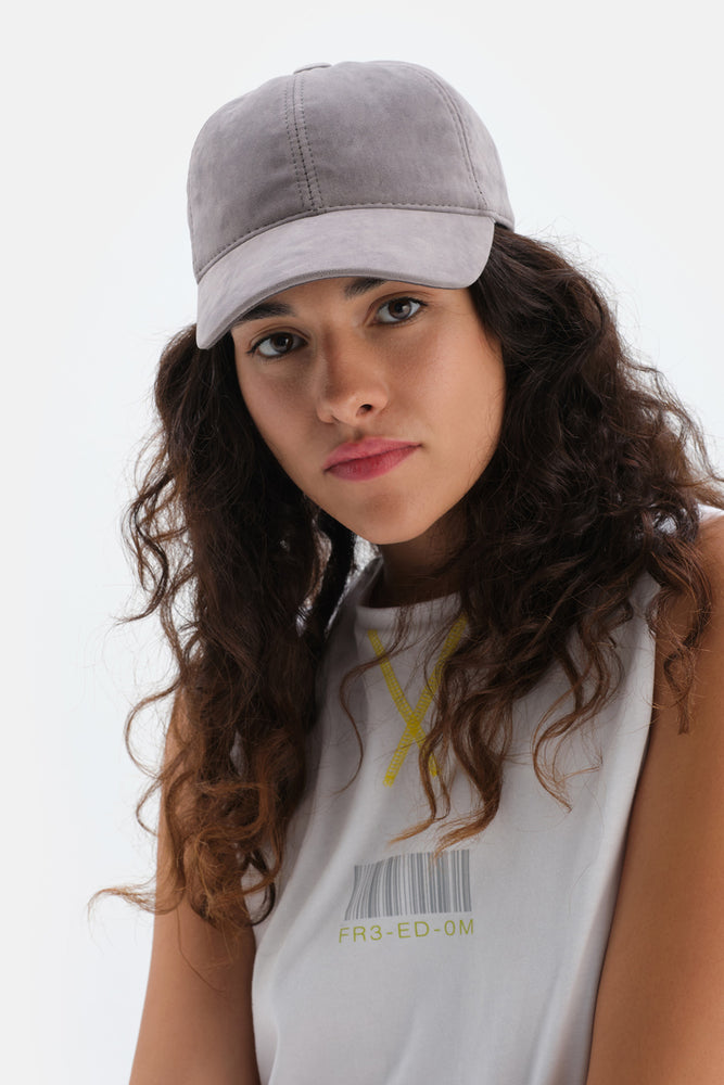 GREY HAT
