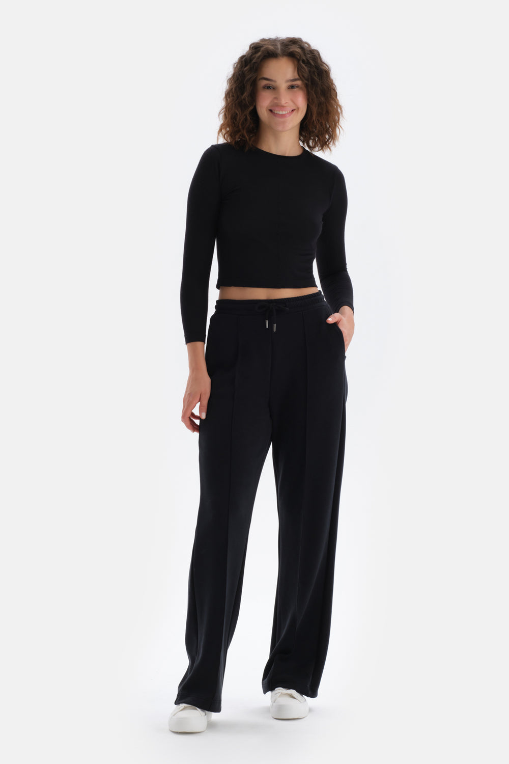 Black LONG SLEEVE BASIC T-SHIRT