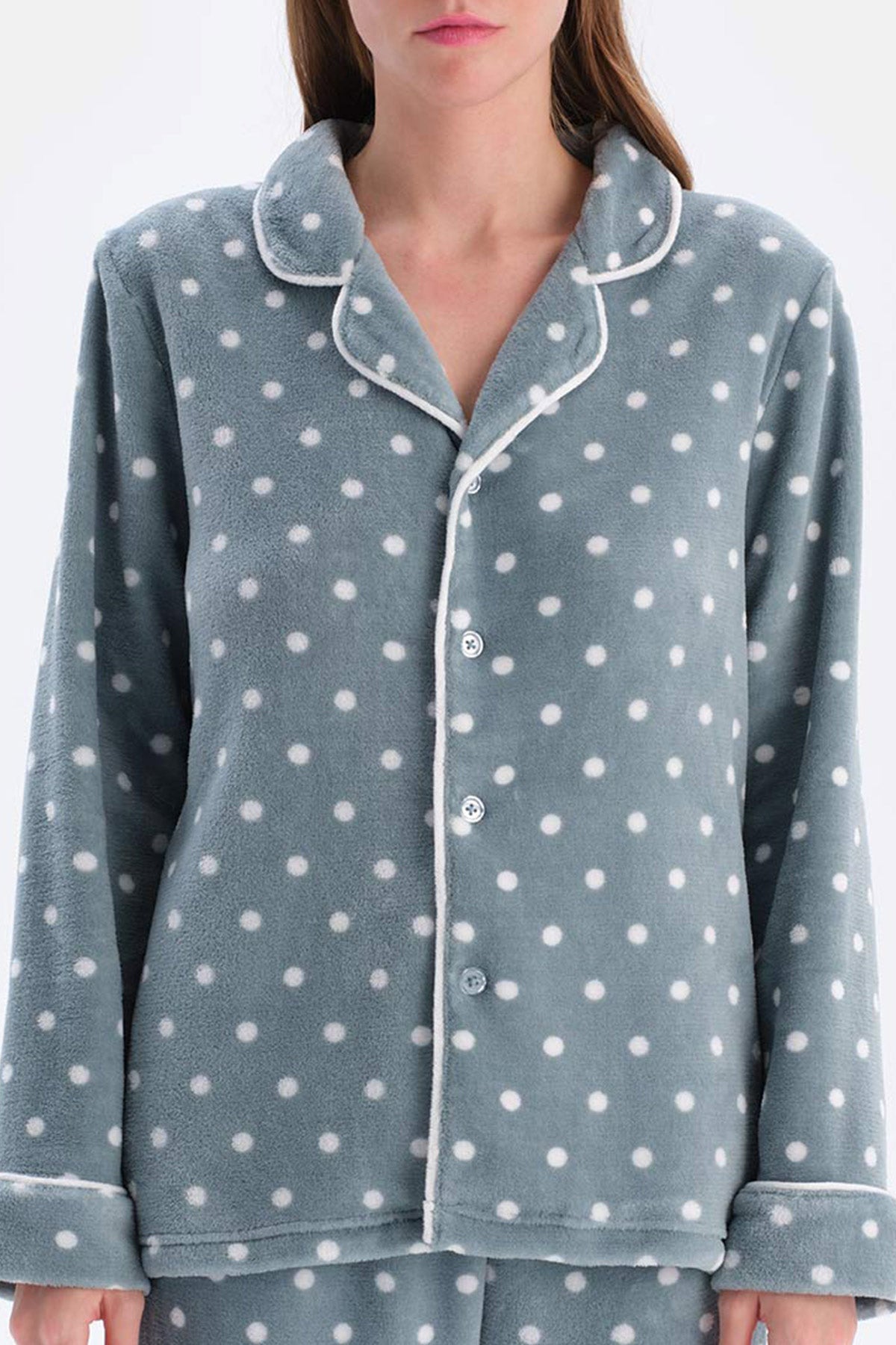 Açık Gri Puantiyeli Polar Pijama Takımı