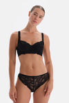Black BRAZILIAN PANTS WITH LACE
