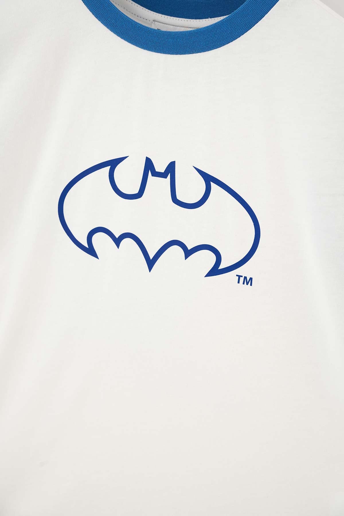 WHITE BATMAN PRINTED SHORT SLEEVE T-SHIRT SHORTS PAJAMAS SUIT