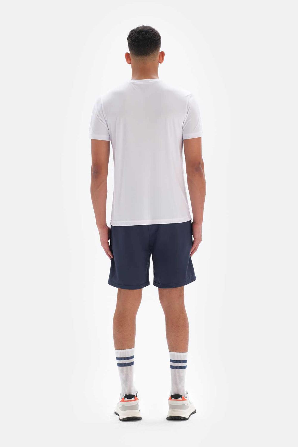 Beyaz Dagi Active is Topu Baskılı T-Shirt