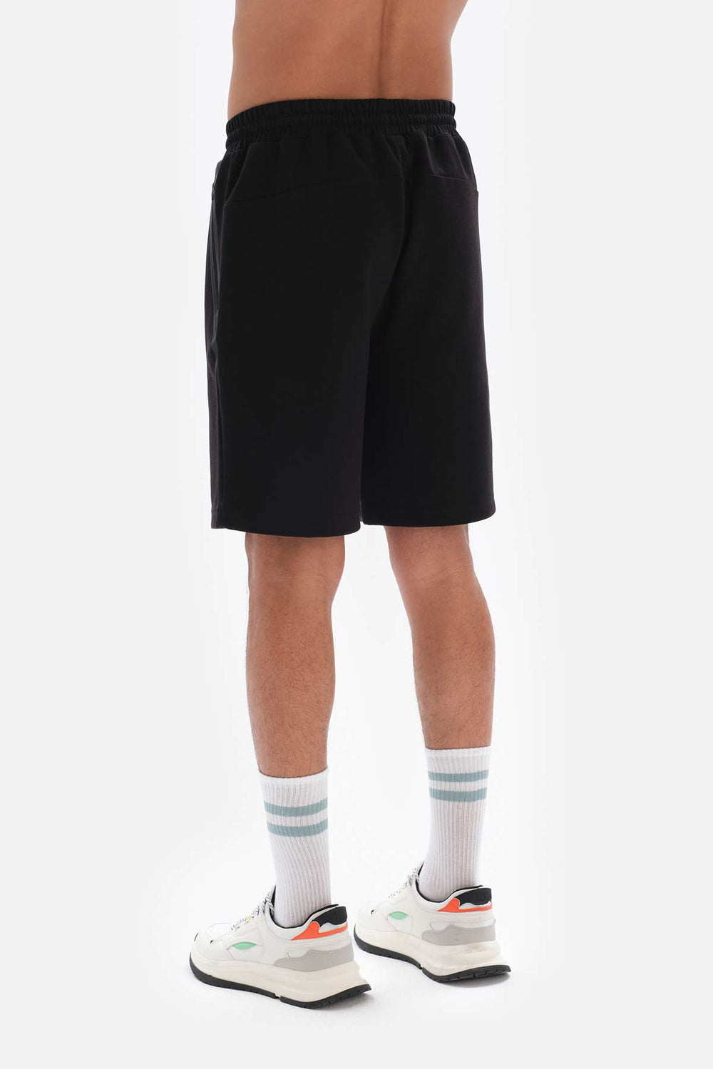 BLACK SHORTS