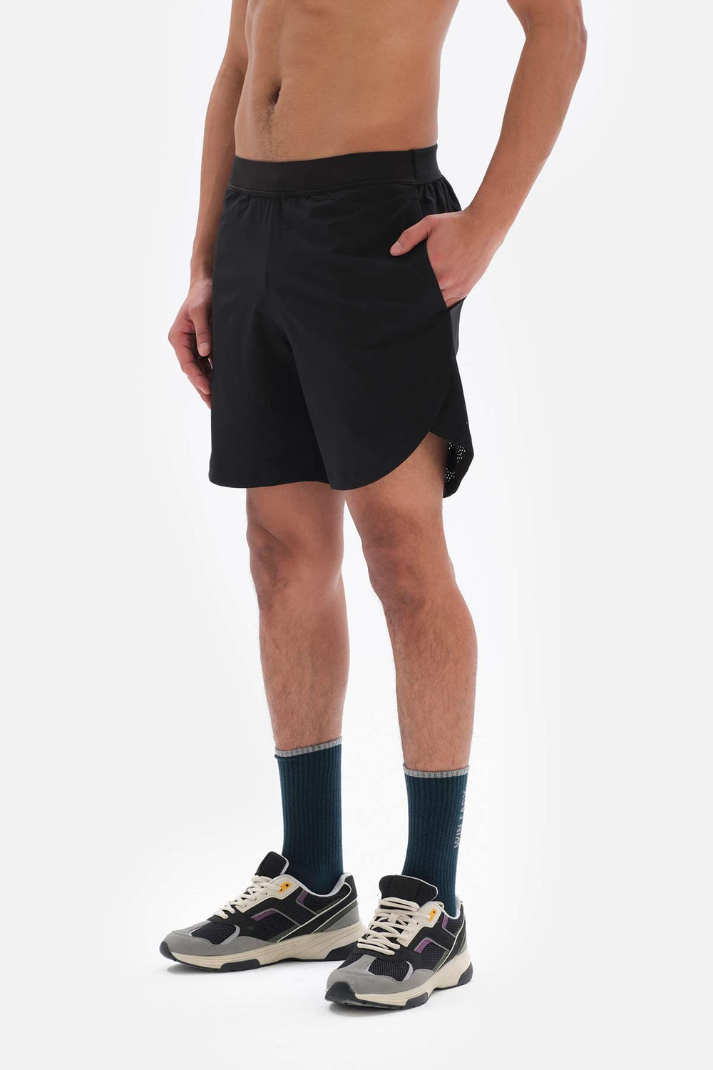 BLACK SHORTS