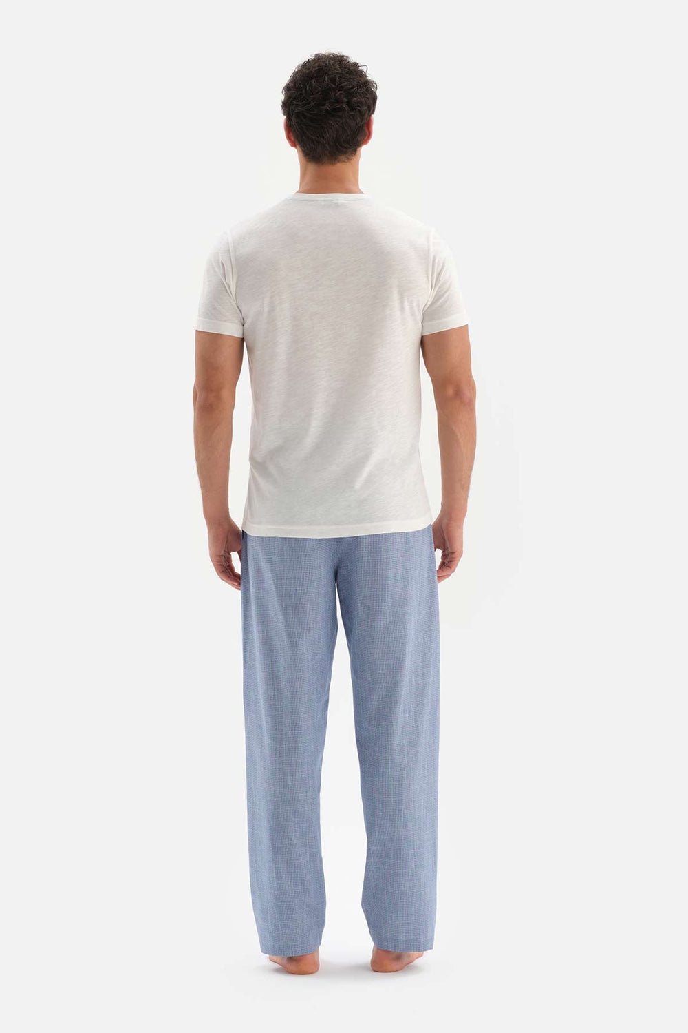 WHITE CREW-NECK PAJAMAS