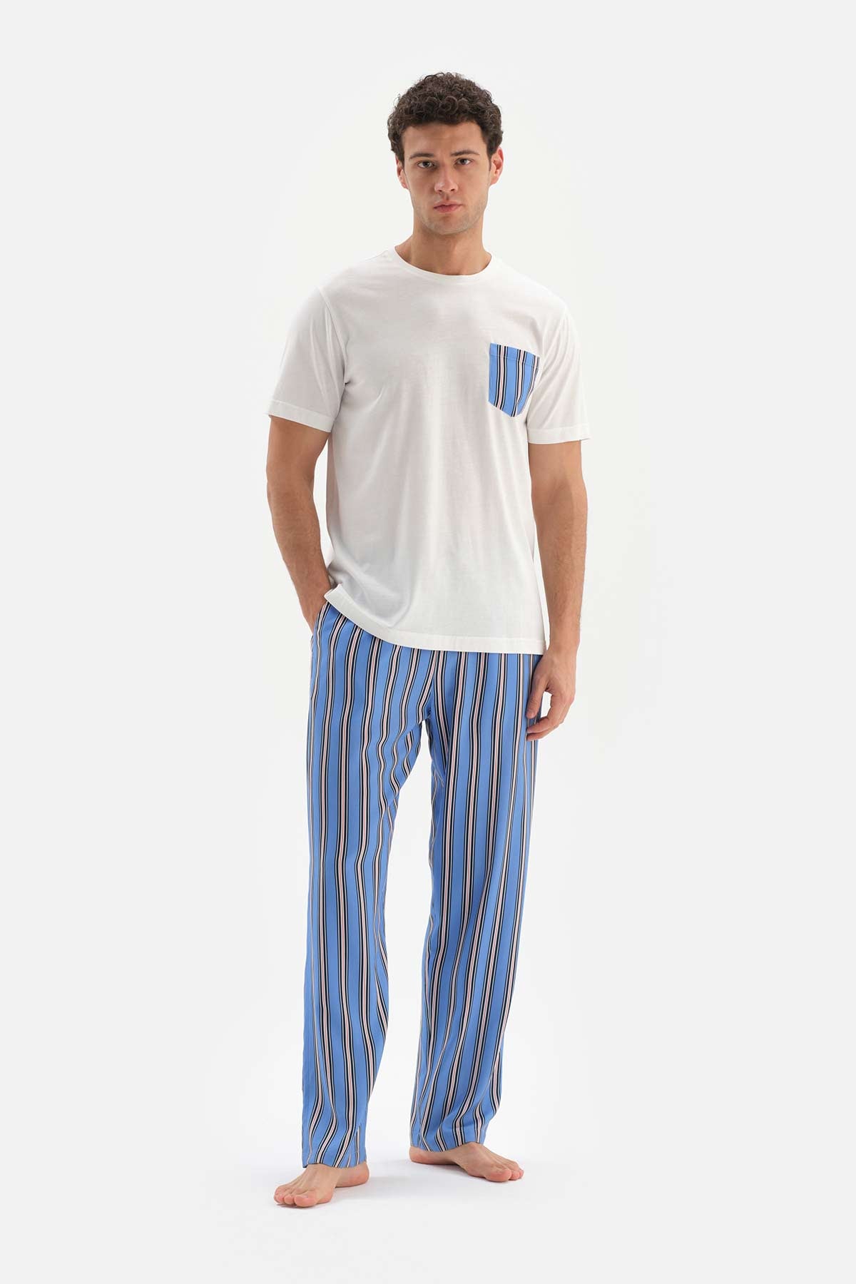 ECRU CREW-NECK SHORT SLEEVE WOVEN SHORT PAJAMAS SUIT