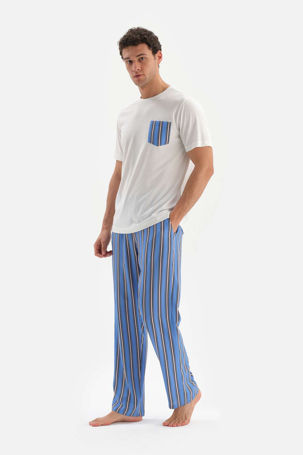ECRU CREW-NECK SHORT SLEEVE WOVEN SHORT PAJAMAS SUIT