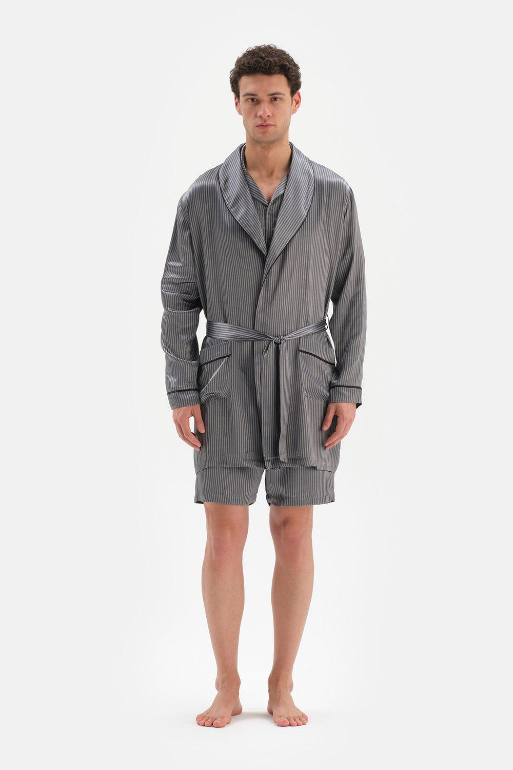 GREY ROBE