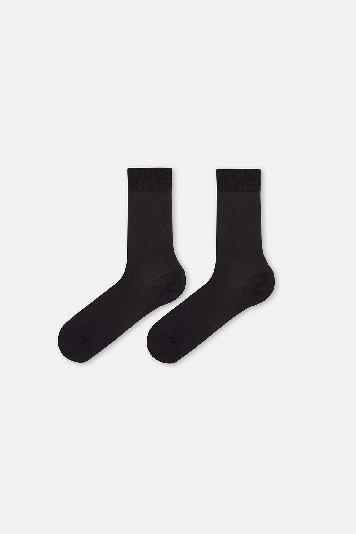 BLACK SOCKS