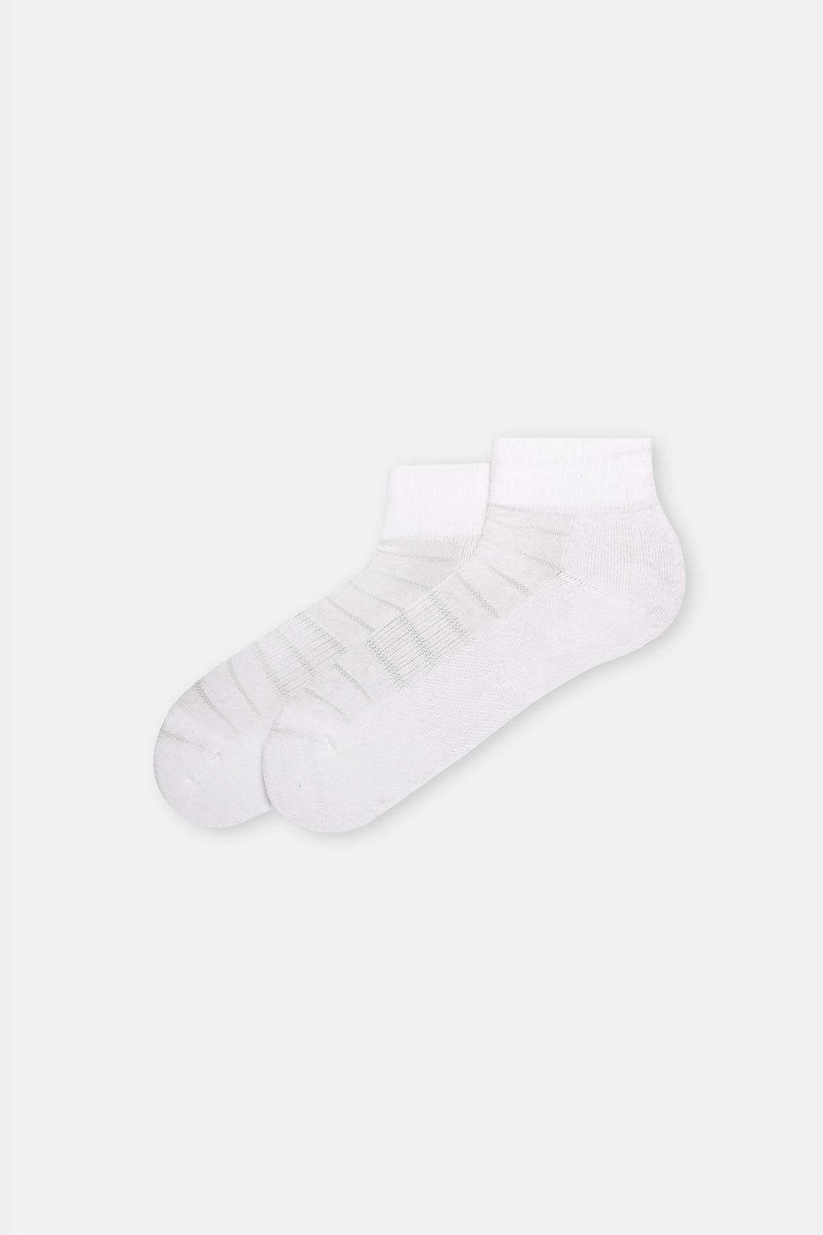 WHITE SOCKS