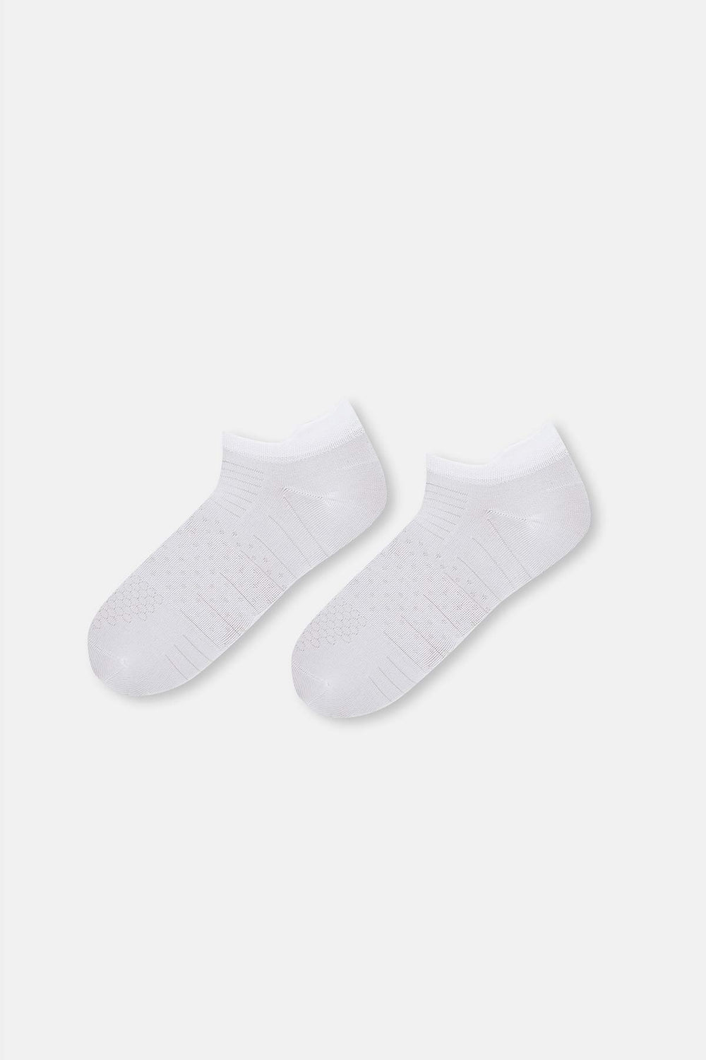 WHITE SOCKS