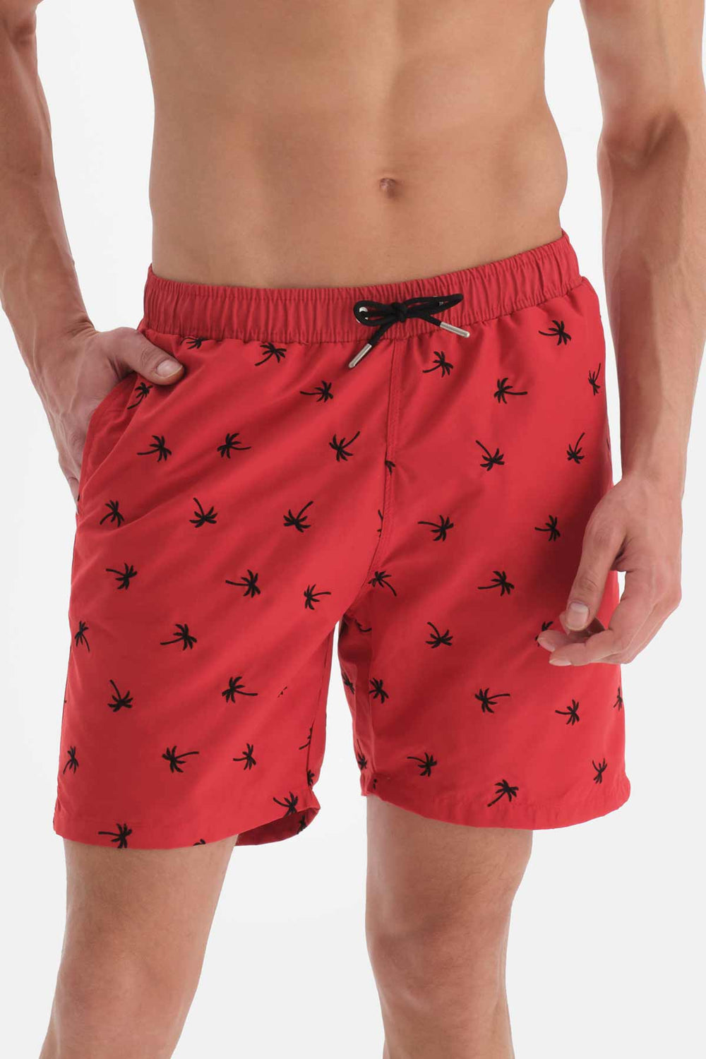 Kırmızı Palmiye Nakışlı Orta Deniz Şortu