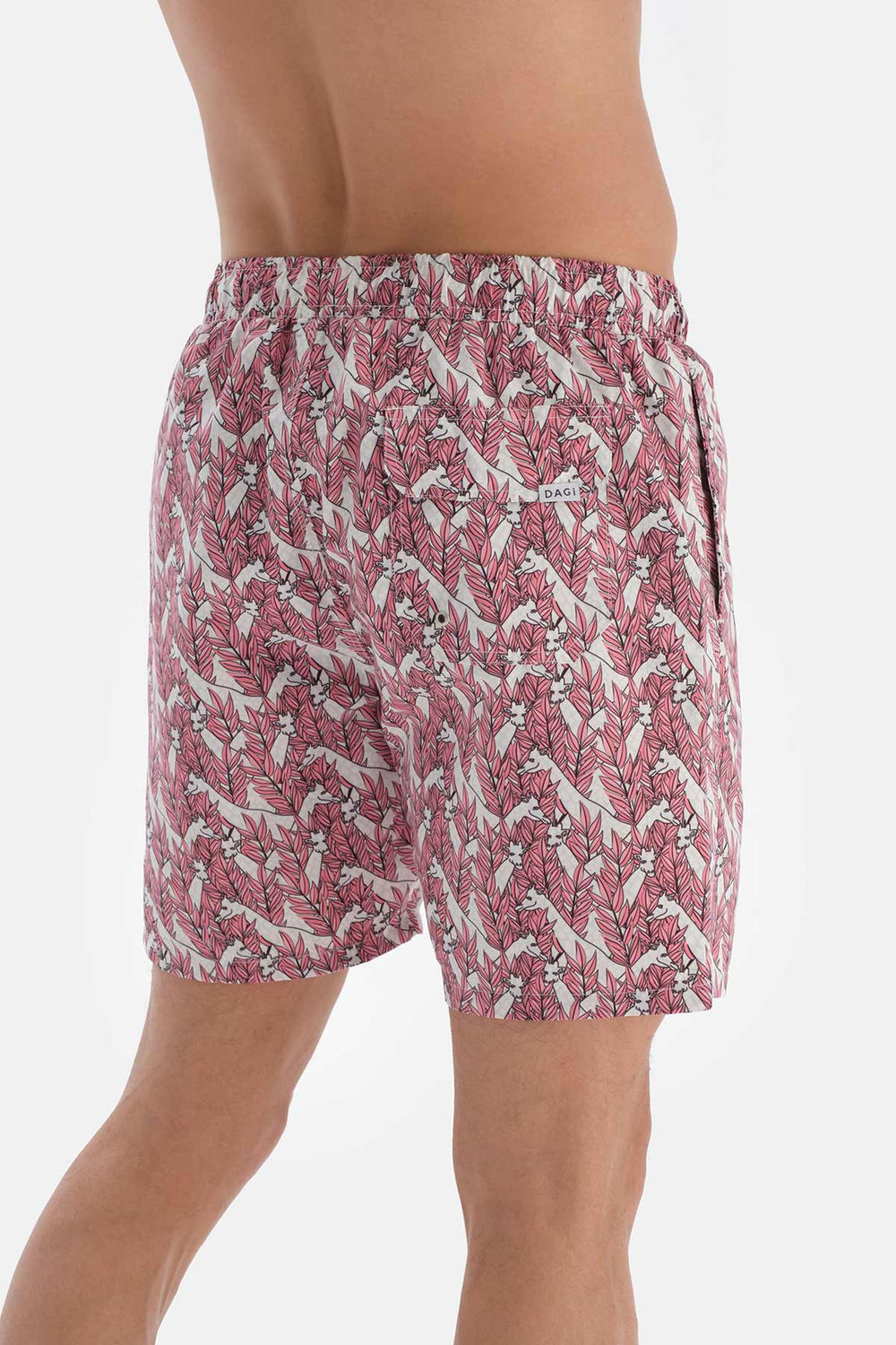 Pembe - Ekru Zürafa Desenli Orta Deniz Şortu
