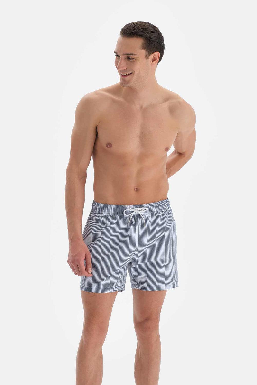 NAVY - WHITE SHORTS