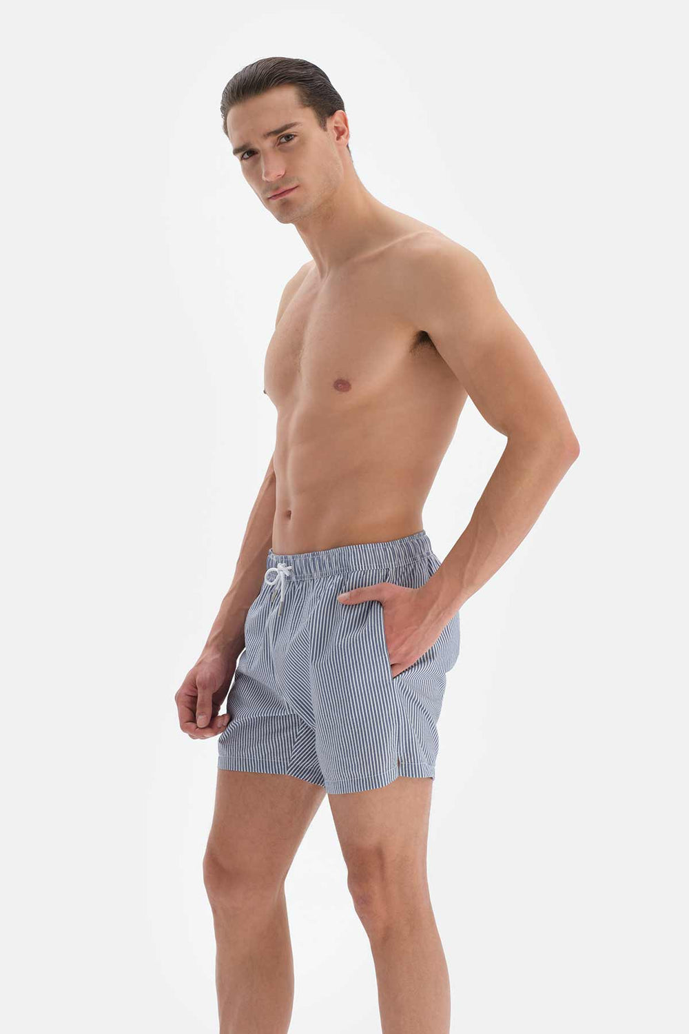 NAVY - WHITE SHORTS