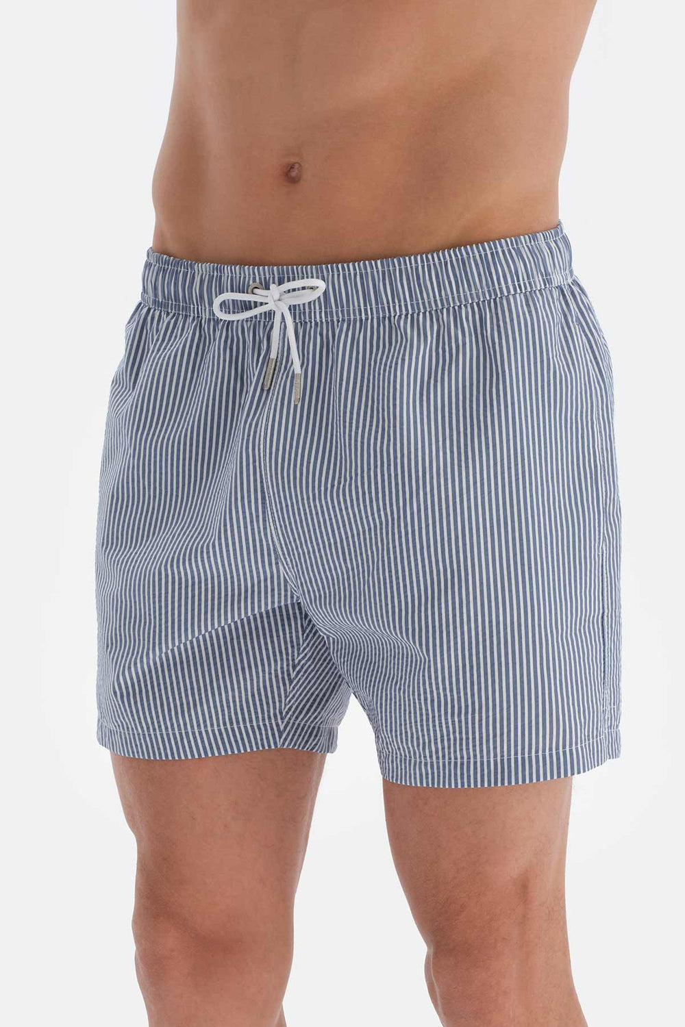 NAVY - WHITE SHORTS