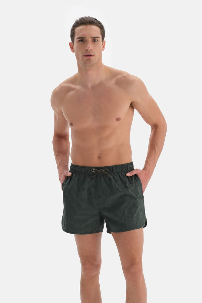 Haki Ekose Desenli Mini Deniz Şortu