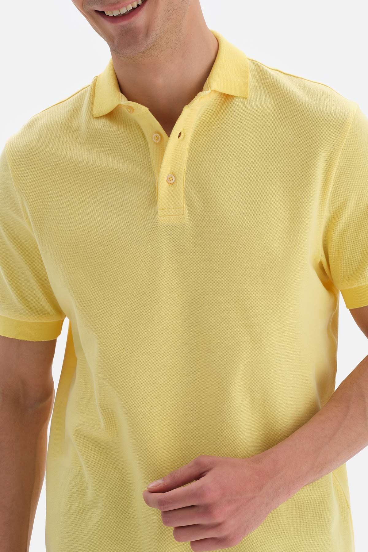 Açık Sarı Pike Polo Yaka T-Shirt