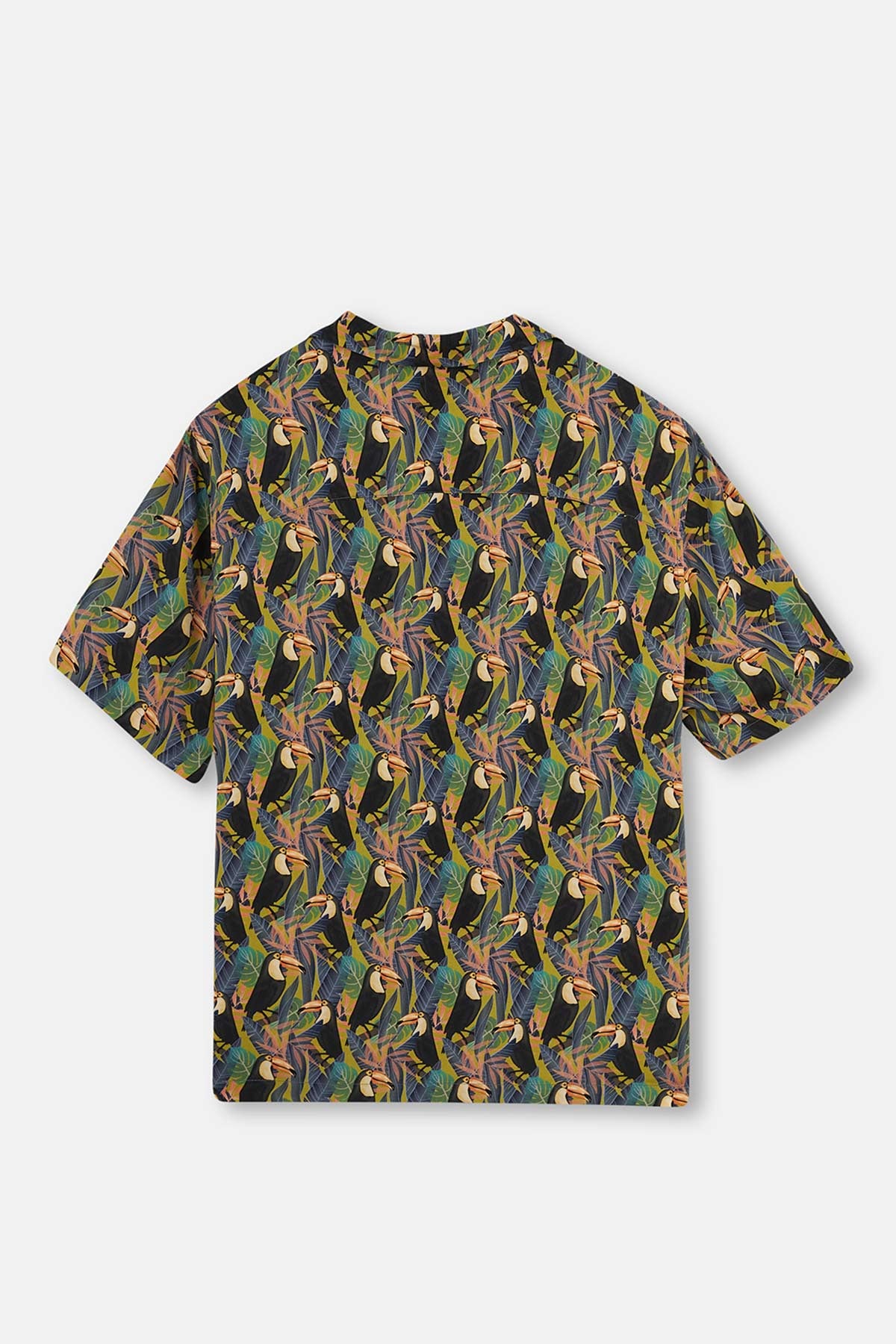 BLACK - GREEN SHIRT